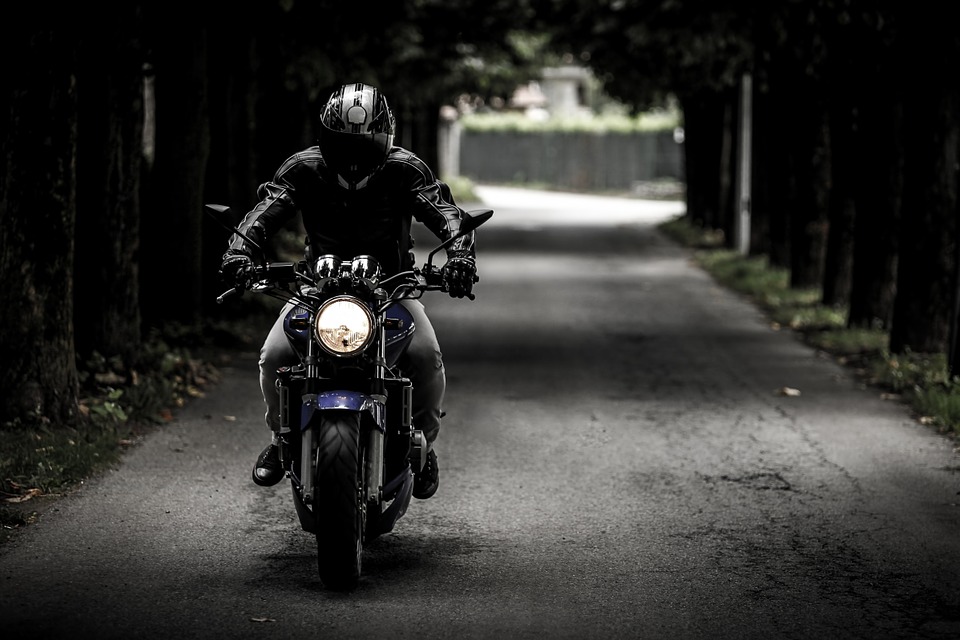 Due ruote, moto usate, mansutti, sara assicurazioni